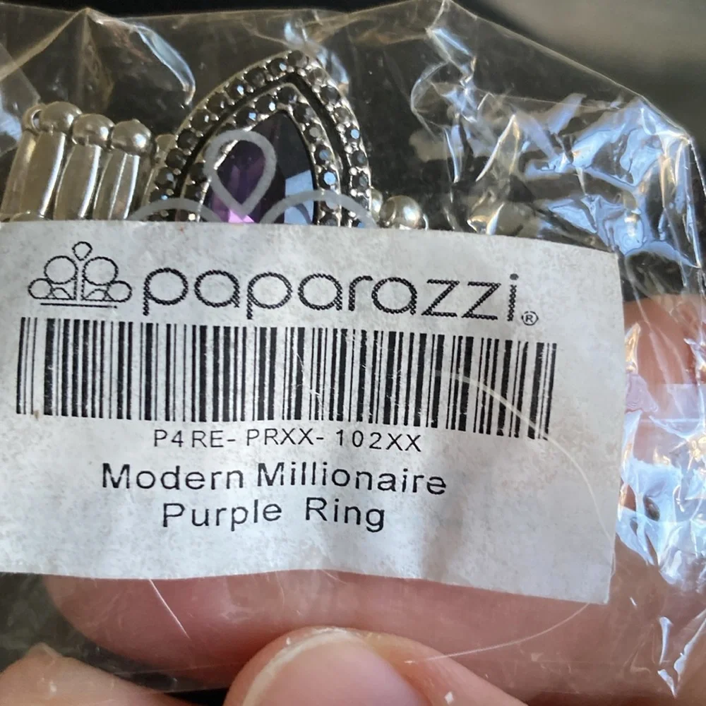 Ring - Picture 2 of 2